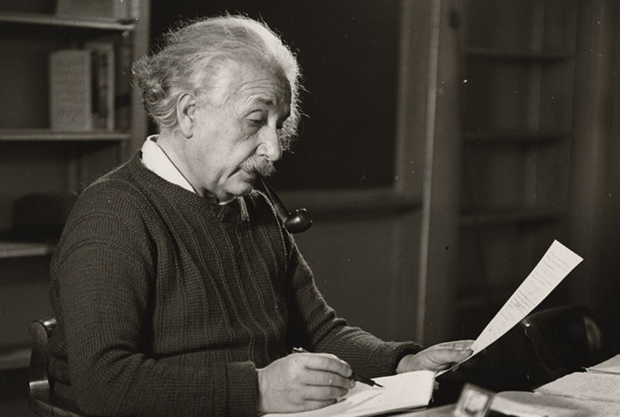 Albert Einstein e la teoria della relatività