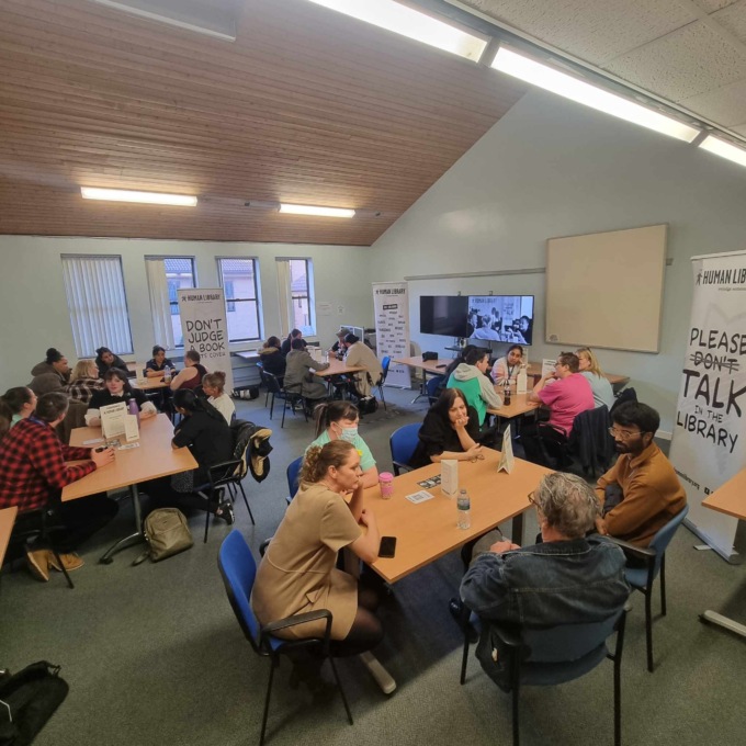 La biblioteca dove i libri sono persone: la curiosa storia della Human Library