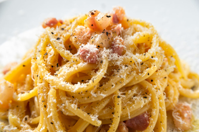 Carbonara day, domenica 6 aprile 2025 si celebra uno dei piatti italiani più amati