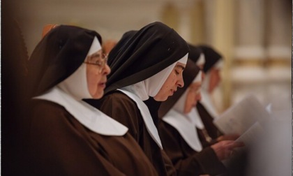 Le suore che scappano dal convento di clausura