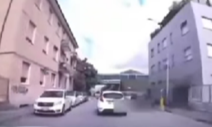 Pessima idea scappare se non hai la patente e l'auto è pure senza assicurazione…