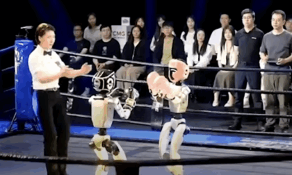 I robot salgono sul ring: in Cina il primo incontro di boxe tra umanoidi