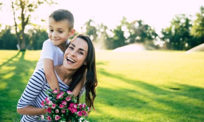 Tradizioni curiose dal mondo per la festa della mamma