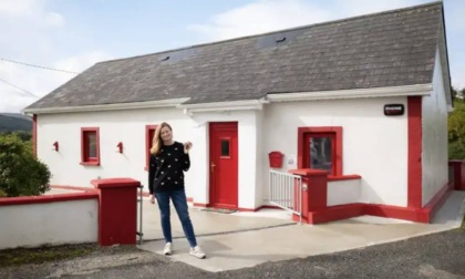 Vende la sua casa con una lotteria. Il vincitore l'avrà pagata... 6 euro