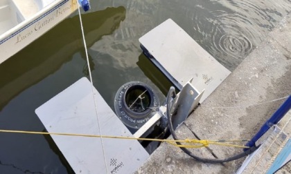 Seabin, il cestino galleggiante che sta ripulendo i mari da centinaia di chili di rifiuti
