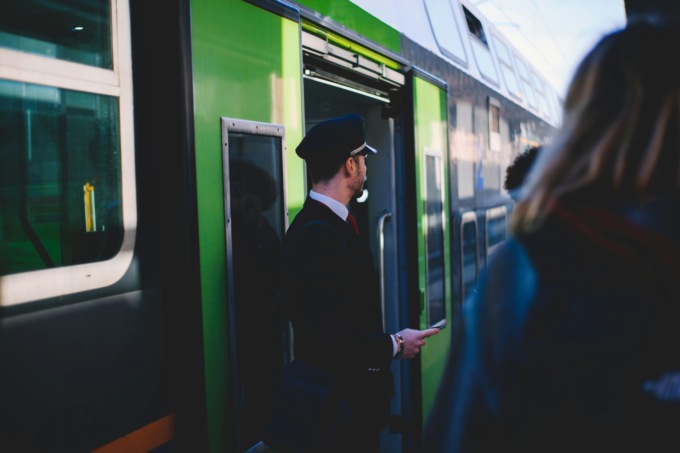 In Svizzera se il tuo treno parte un minuto prima rischi la multa