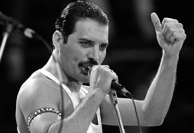 Oggi è venerdì 5 settembre 2025: fatti storici, compleanni famosi, frasi e immagini per dire buongiorno