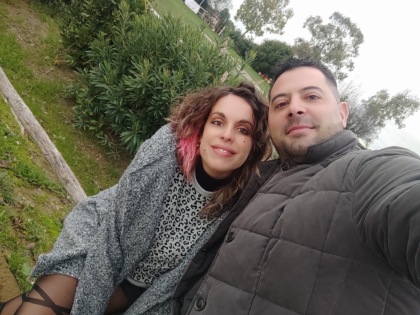 Chiama il 112 per partorire, sull’ambulanza arriva il marito