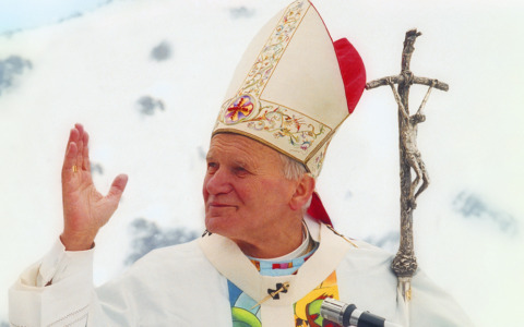 Oggi è giovedì 16 ottobre 2025: fatti storici, compleanni famosi, frasi e immagini per dire buongiorno