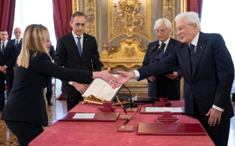 Oggi è mercoledì 22 ottobre 2025: fatti storici, compleanni famosi, frasi e immagini per dire buongiorno