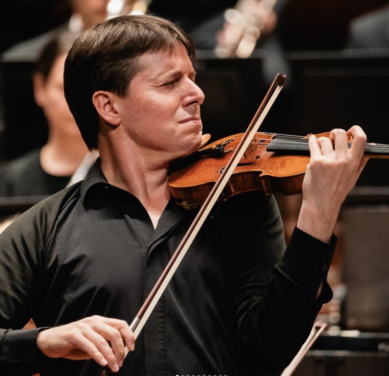 Quando uno dei più grandi musicisti del mondo suonò nella metro di Washington senza che (quasi) nessuno se accorgesse