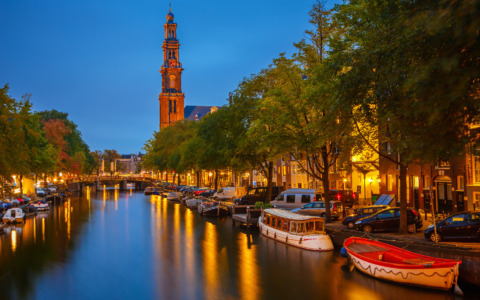 Oggi è lunedì 27 ottobre 2025: fatti storici, compleanni famosi, frasi e immagini per dire buongiorno