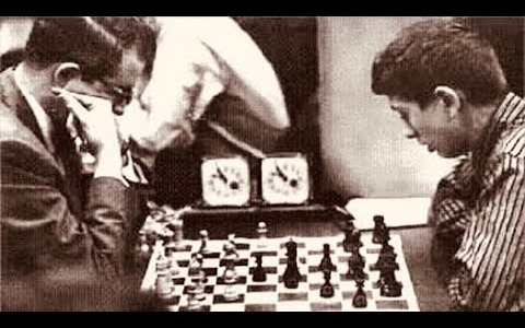 Oggi è venerdì 17 ottobre 2025: fatti storici, compleanni famosi, frasi e immagini per dire buongiorno