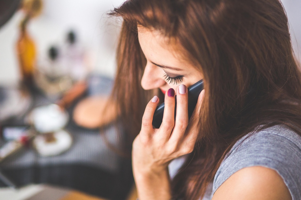 La magia della voce di mamma: un “calmante naturale” contro lo stress