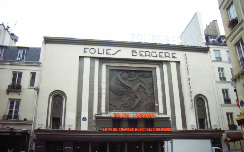 Oggi è domenica 30 novembre 2025: fatti storici, compleanni famosi, frasi e immagini per dire buongiorno