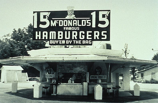 La storia del McDonald’s: come un venditore di frullatori trasformò un chiosco in un impero globale