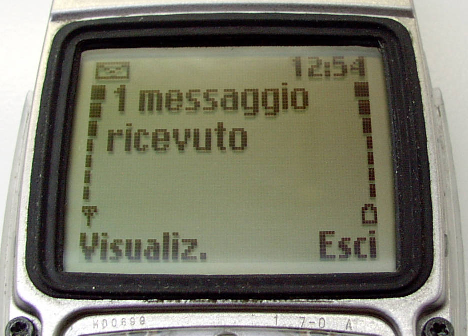 Il primo SMS della storia: quel “Merry Christmas” che cambiò le comunicazioni per sempre