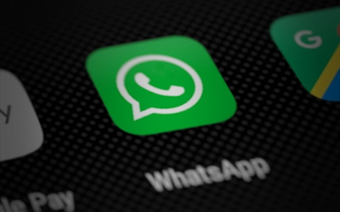 Attenzione al messaggio Whatsapp con la borsa di studio per la figlia del vostro amico