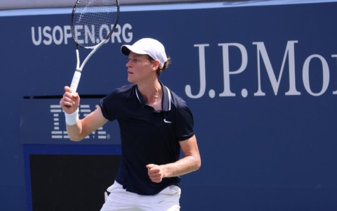 Million Dollar One Point Slam: il torneo pazzesco dove un dilettante ha battuto Sinner e vinto un milione di dollari