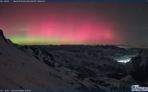 L’aurora boreale dove non te l’aspetti: il Nord Italia sotto luci artiche