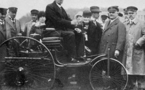 Oggi è giovedì 29 gennaio 2026: fatti storici, compleanni famosi, frasi e immagini per dire buongiorno