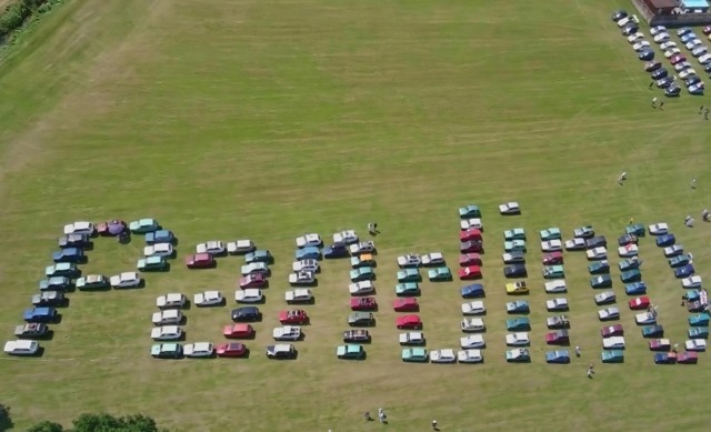 “Panda a Pandino” da record: 1.219 Fiat Panda invadono il paese per il raduno internazionale