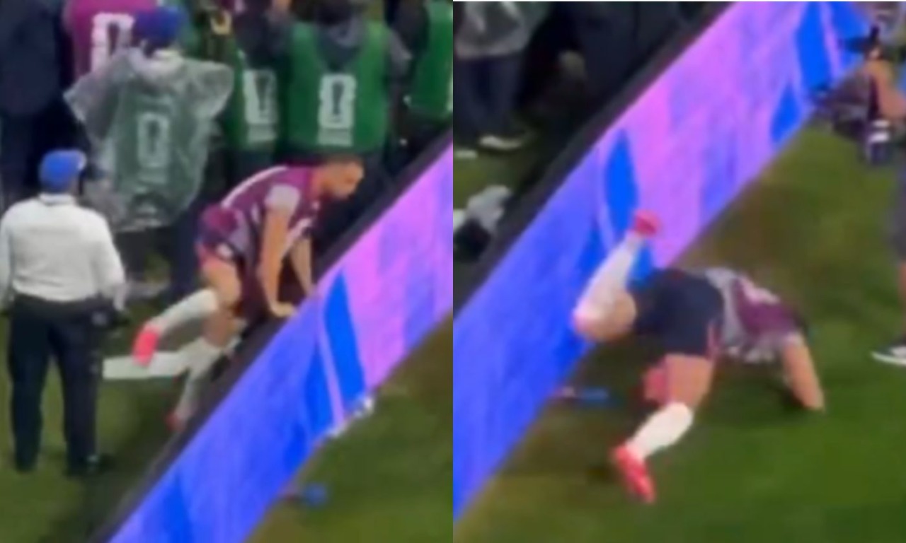 Mondiali, occhio a esultare troppo! Calciatore dell’Inghilterra scavalca il cartellone, ma scivola e si infortuna